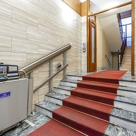 Affori Centro Metro Appartamento Con Camera E Cucina Milano Exterior foto
